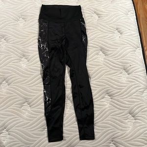 Buffbunny Marble Leggings